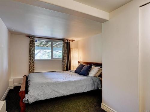 1003 Davie St, Victoria, BC - Indoor Photo Showing Bedroom