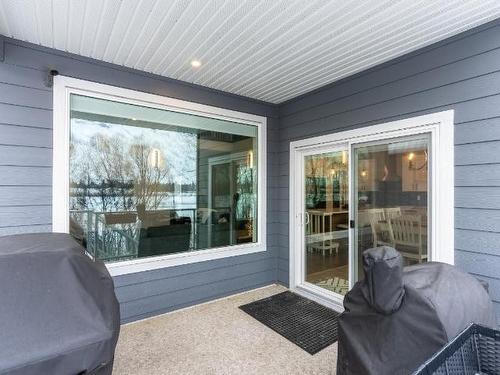 2738 Beachmount Cres, Kamloops, BC - Outdoor With Deck Patio Veranda With Exterior