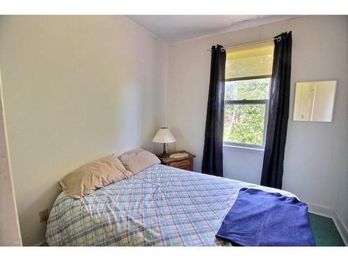 Bedroom - 39 Route De Miguasha E., Nouvelle, QC - Indoor Photo Showing Bedroom