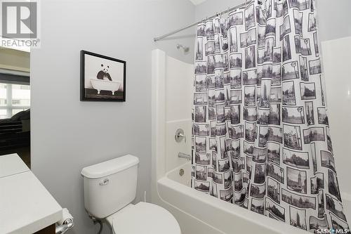 506 2055 Rose Street, Regina, SK - Indoor Photo Showing Bathroom