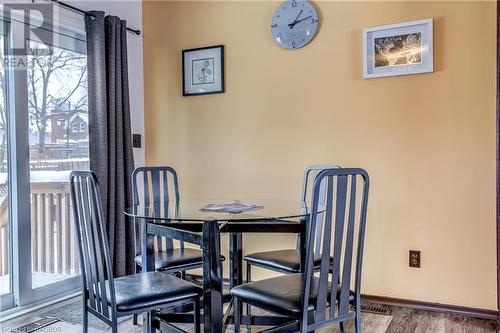 1235 2Nd Avenue E, Owen Sound, ON - Indoor Photo Showing Dining Room