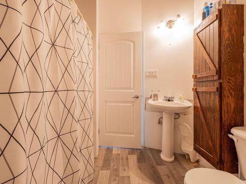 Salle de bains - 115 Ch. John-Aucoin, Les Îles-De-La-Madeleine, QC - Indoor Photo Showing Bathroom