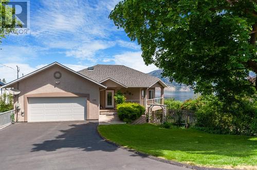 300 Pineview Drive, Kaleden, BC - Outdoor With Facade