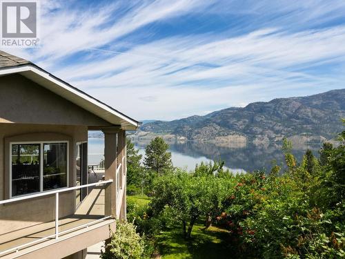 300 Pineview Drive, Kaleden, BC - Outdoor With View