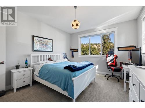 4604 Fordham Road, Kelowna, BC - Indoor Photo Showing Bedroom