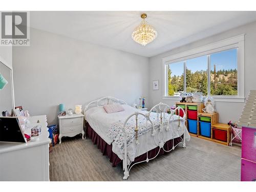 4604 Fordham Road, Kelowna, BC - Indoor Photo Showing Bedroom