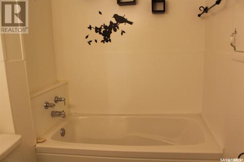409 Mann Avenue, Radville, SK - Indoor Photo Showing Bathroom