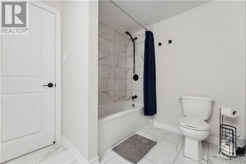 LOWER LEVEL BATHROOM - 79 Montology Way, Ottawa, ON - Indoor Photo Showing Bathroom