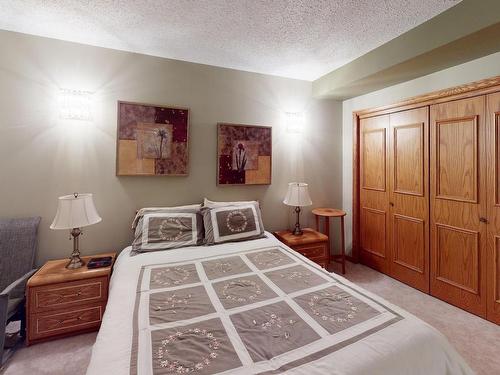 2C 1350 Huron Street, Keewatin, ON - Indoor Photo Showing Bedroom