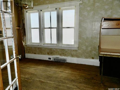 431 Coteau Street W, Moose Jaw, SK - Indoor Photo Showing Other Room