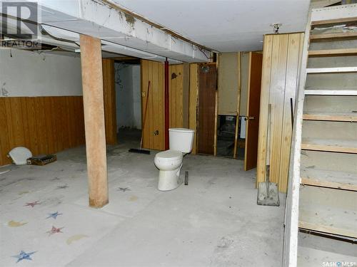 431 Coteau Street W, Moose Jaw, SK - Indoor Photo Showing Other Room