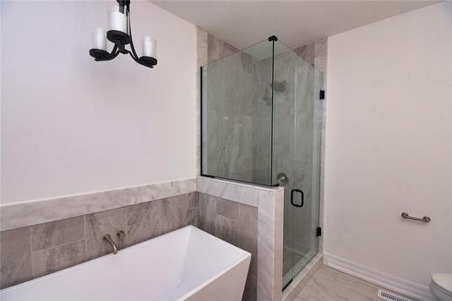 40 Heath Street|Unit #20, Brantford, ON - Indoor Photo Showing Bathroom