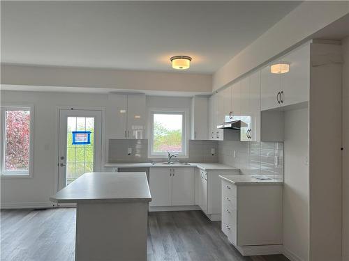 Open Concept Kitchen - 620 Colborne Street W|Unit #33, Brantford, ON - Indoor Photo Showing Kitchen With Double Sink