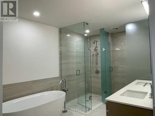 4101 - 28 Freeland Street, Toronto, ON - Indoor Photo Showing Bathroom