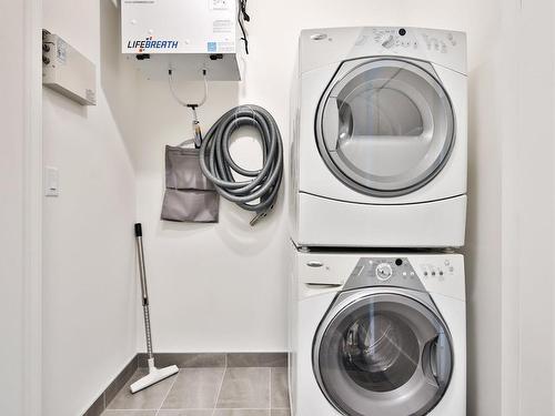 Salle de lavage - 107-4200 Rue Olivier-Fournier, Longueuil (Saint-Hubert), QC - Indoor Photo Showing Laundry Room