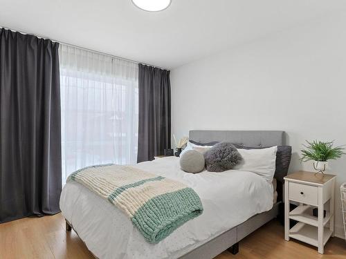 Master bedroom - Rue Elsie, Salaberry-De-Valleyfield, QC - Indoor Photo Showing Bedroom