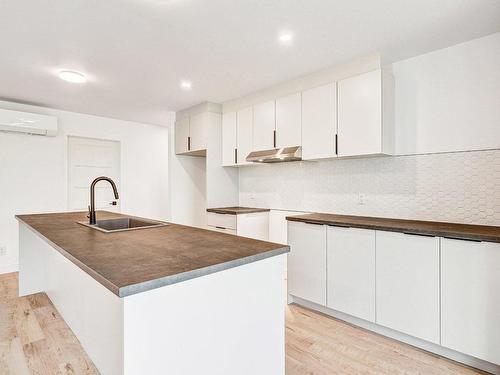 Overall view - 104-2023 Ch. Ridge, Huntingdon, QC - Indoor Photo Showing Kitchen