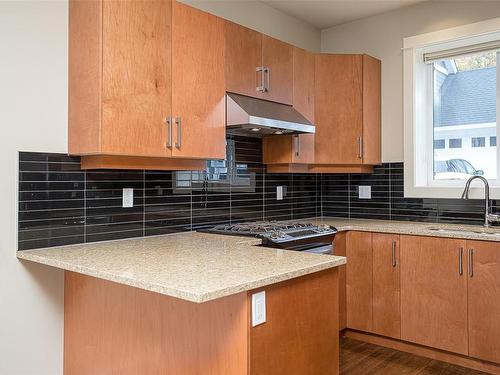 109-1950 John Rd, North Saanich, BC - Indoor Photo Showing Kitchen With Double Sink
