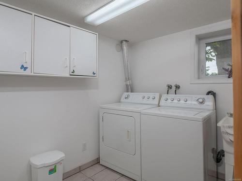 3058 12Th Ave, Port Alberni, BC - Indoor Photo Showing Laundry Room