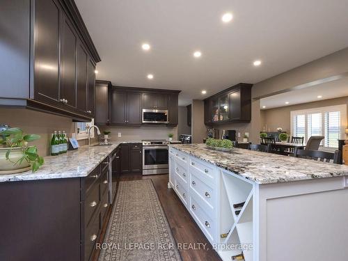 294459 8Th Line, Amaranth, ON - Indoor Photo Showing Kitchen With Upgraded Kitchen