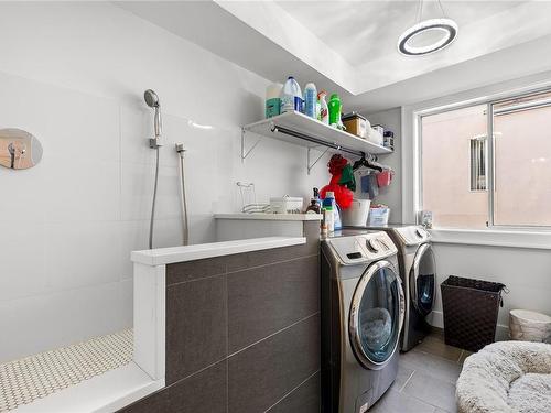 4150 Parkinson Pl, Port Alberni, BC - Indoor Photo Showing Laundry Room