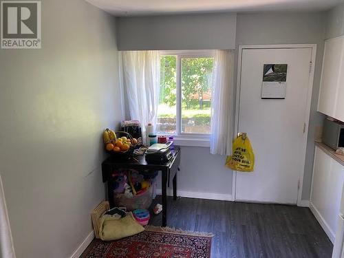 180 7 Street Se Unit# 1-4, Salmon Arm, BC - Indoor Photo Showing Other Room