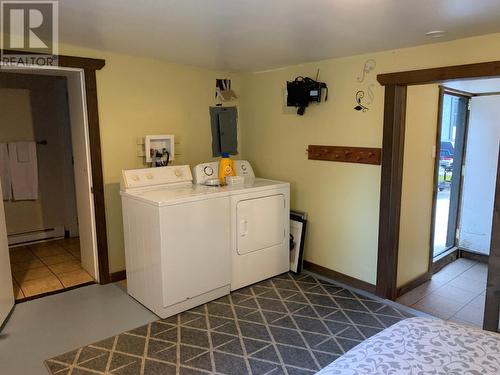 7710 Main Street, Osoyoos, BC - Indoor Photo Showing Laundry Room