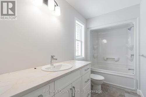 114 Hastings Park Drive, Belleville, ON - Indoor Photo Showing Bathroom