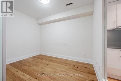 #908 -88 Cumberland St, Toronto, ON - Indoor Photo Showing Other Room