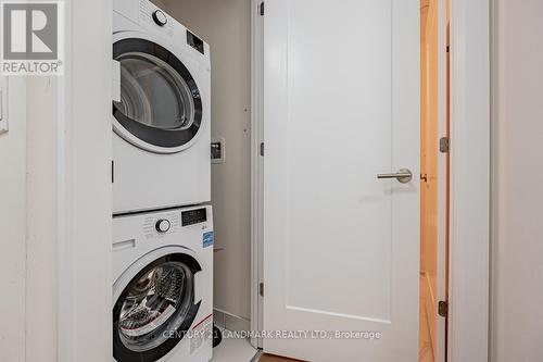 #908 -88 Cumberland St, Toronto, ON - Indoor Photo Showing Laundry Room