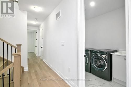 #5 -11 Bay St E, Blue Mountains, ON - Indoor Photo Showing Laundry Room