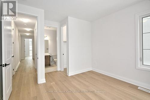 #5 -11 Bay St E, Blue Mountains, ON - Indoor Photo Showing Other Room
