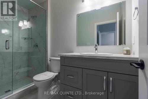 94 Raycroft Drive, Belleville, ON - Indoor Photo Showing Bathroom
