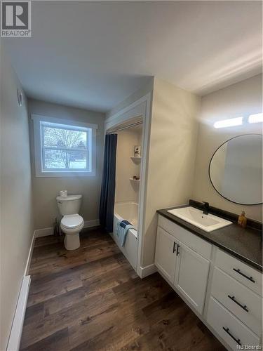 132 Elizabeth Street, Miramichi, NB - Indoor Photo Showing Bathroom