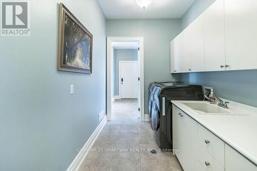 16045 Kennedy Rd N, Caledon, ON - Indoor Photo Showing Laundry Room