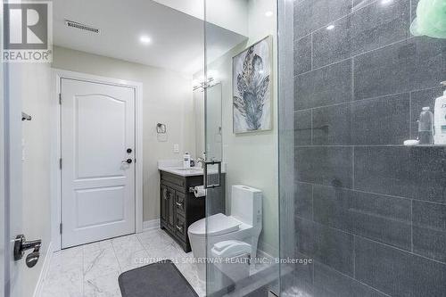 16045 Kennedy Rd N, Caledon, ON - Indoor Photo Showing Bathroom