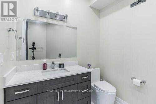 16045 Kennedy Road N, Caledon, ON - Indoor Photo Showing Bathroom