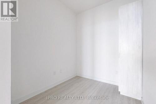 5805 - 3883 Quartz Rd Road, Mississauga, ON - Indoor Photo Showing Other Room