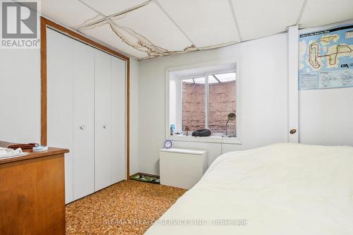 1163 Michael St, London, ON - Indoor Photo Showing Bedroom