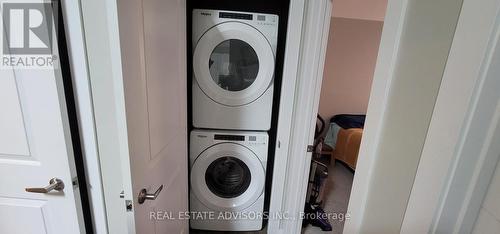 21 Arcadia Cres, London, ON - Indoor Photo Showing Laundry Room