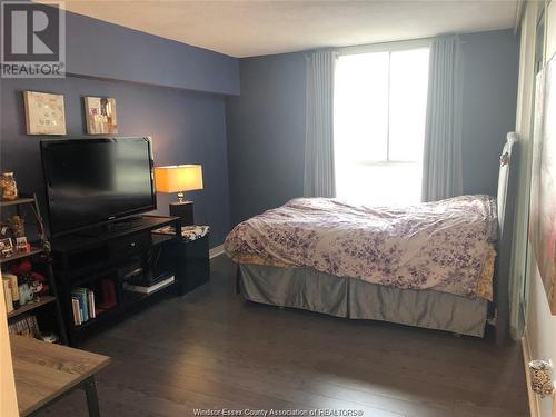 75 Riverside Drive West Unit# 505, Windsor, ON - Indoor Photo Showing Bedroom