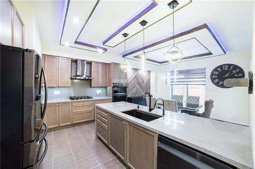 20 Whithorn Crescent, Caledonia, ON - Indoor Photo Showing Kitchen