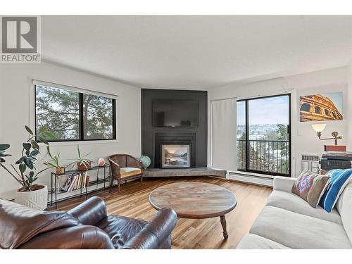 3901 32 Avenue Unit# 201, Vernon, BC - Indoor Photo Showing Living Room With Fireplace