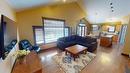 4758 Crescentwood Drive, Edgewater, BC  - Indoor Photo Showing Living Room 