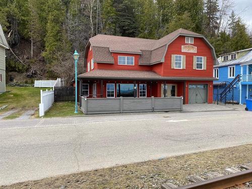 Overall view - 50 Rue Du Quai, La Malbaie, QC - Outdoor With Facade