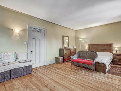 Chambre Ã  coucher principale - 45 Rue Dufferin, Hampstead, QC - Indoor Photo Showing Bedroom