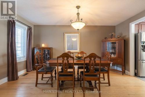 725 Broadview Ave, Orillia, ON - Indoor Photo Showing Dining Room