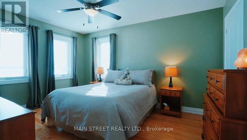 725 Broadview Ave, Orillia, ON - Indoor Photo Showing Bedroom
