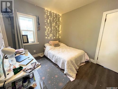 1112 105Th Street, North Battleford, SK - Indoor Photo Showing Bedroom