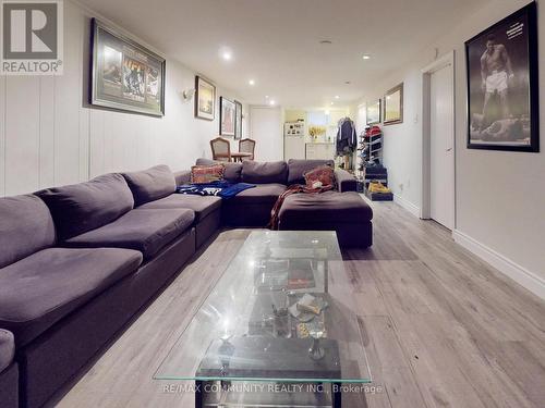 760 Phillip Murray Ave, Oshawa, ON - Indoor Photo Showing Living Room